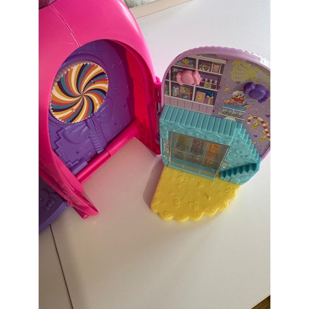 Polly Polly Pocket Gumball Bear Candy Shop Complete w Dolls &‎ Accessories - Picture 4 of 9